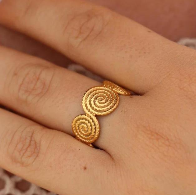 Gaia Sweetgrass Woven Ring