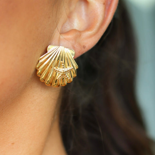 Greta Shell with Starfish Stud Earrings