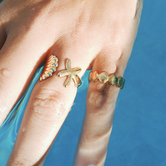 Coralie Scallop Shell Adjustable Ring
