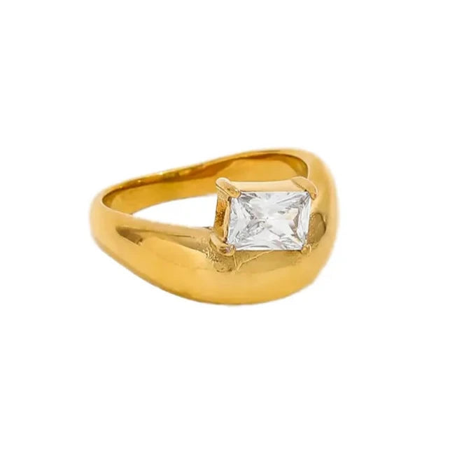 French Vintage White Diamond Zircon Ring