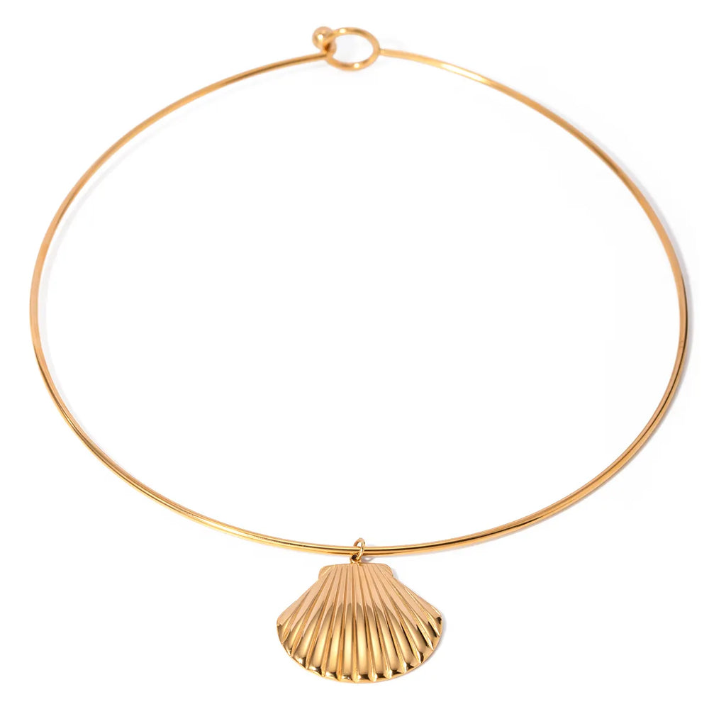 Delphine Structured Shell Necklace